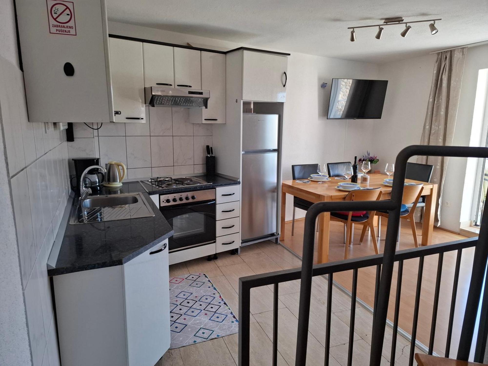 Apartment Kastilac Kaštela Eksteriør billede